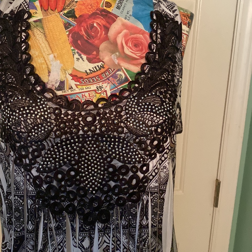 Dress - Picture 2 of 3